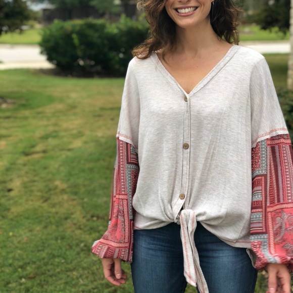 Boho Contrast Tie Shirt - Picture 2 of 3